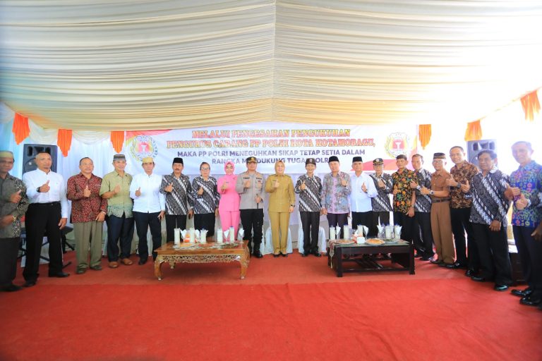 Wali Kota, Ir. Hj. Tatong Bara Hadiri Pengukuhan Pengurus Persatuan Purnawirawan Polri Cabang Kotamobagu.
