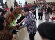 Ibadah Perayaan Natal dan Tahun Baru, Wagub Kandouw Ajak PWRI Tetap Berkarya