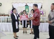 Wagub Kandouw Ajak Jemaat GMIM Exodus Kumelembuai Tanam Jagung : Lansia dapat Bantuan Mobil