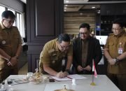 Ditanda tangani Wagub Kandouw, Pemprov Sulut Berikan Bantuan Dana Hibah Rp. 1 M Untuk Sinode GMIBM