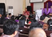 Di Ibadah Serah Terima Pelayanan Ketua BPMJ GMIM Zaitun Mahakeret, Gubernur Olly Ucapakan Trima Kasih Kepada Warga