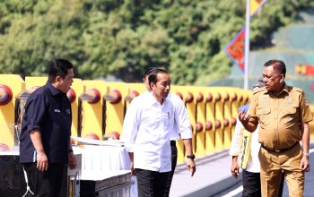 Didampingi Gubernur Olly dan Sejumlah Menteri, Presiden Jokowi Resmikan Bendungan Lolak Bolmong