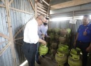 Asripan Nani dan Kapolres Pantau Ketersediaan Gas LPG dan Bapok di Kotamobagu.