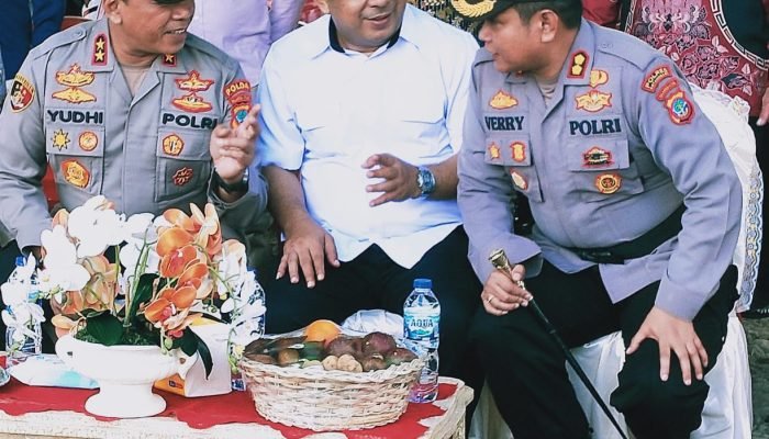 Ketua DPRD Kotamobagu, Turut Menyambut Kunjungan Kapolda Sulut.
