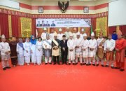 Masih Dengan Nuansa HUT ke 17, PJ Wali Kota Ikuti Rapat Paripurna Istimewa di DPRD Kotamobagu.