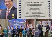 Diserahkan Kepala BKKBN, Wagub Kandouw Terima Penghargaan Dharma Karya Kencana