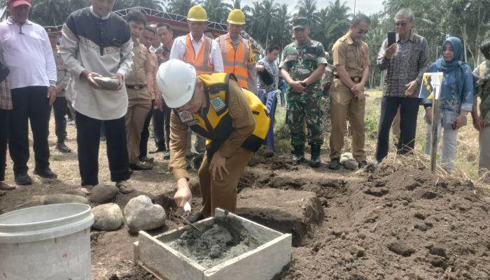 35 Tahun Beroperasi, PJ Wali Kota Hadiri Peletakan Batu Pertama Pembangunan Kampus UDK di Poyowa Besar.