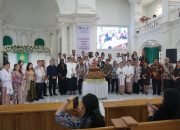 Ibadah Bersama Jemaat GMIM Yesus Memberkati Citraland, Gubernur Olly Sentil Soal Pembangunan di Sulut