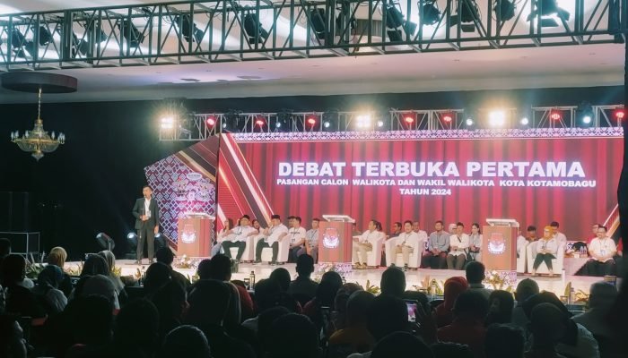 Debat Calon Wali Kota dan Wakil Wali Kota Oleh KPU Kotamobagu, Berlangsung Aman dan Sukses.