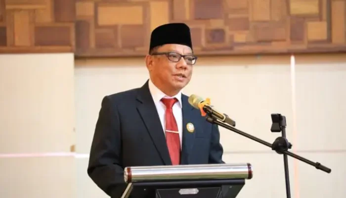 Masyarakat Wajib Miliki Dokumen Kependudukan,Pj Wali Kota Abdullah Mokoginta Minta Disdukcapil Gencar Sosialisasi.
