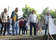 Infrastruktur dan Fasilitas Umum di Kotobangon Ditinjau PJ Wali Kota.