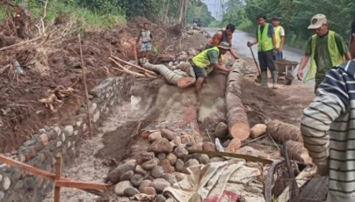 Terus Dipacu, Proyek Drainase Jalan Pande Bulan Tunjukan Peningkatan Progres.