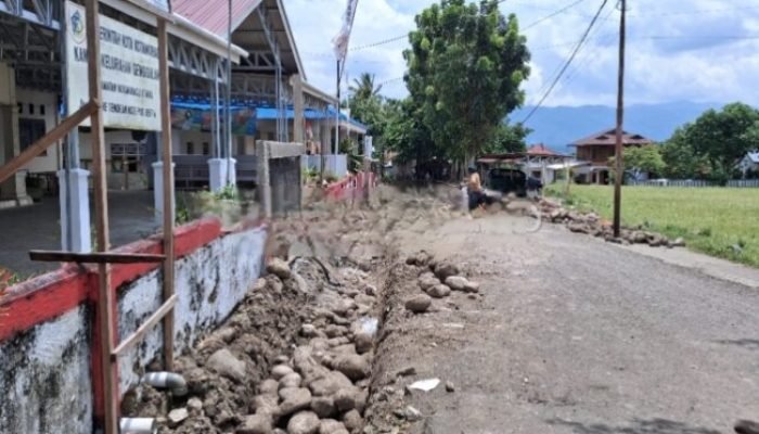 Pagu 149 Juta, Pembangunan Drainase di Kelurahan Genggulang Mulai Dikerjakan.