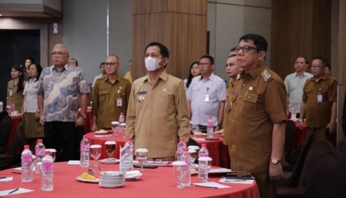 Pj. Wali Kota Kotamobagu Hadiri Rapat Evaluasi RKPD Triwulan III 2024.