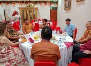OD-YSK Pasiar Imlek ke Rumah Wali Kota Manado Andrei Angouw