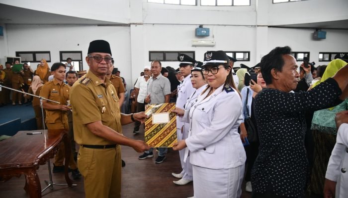Oskar dan Argo Lantik 59 Pj Sangadi di Boltim