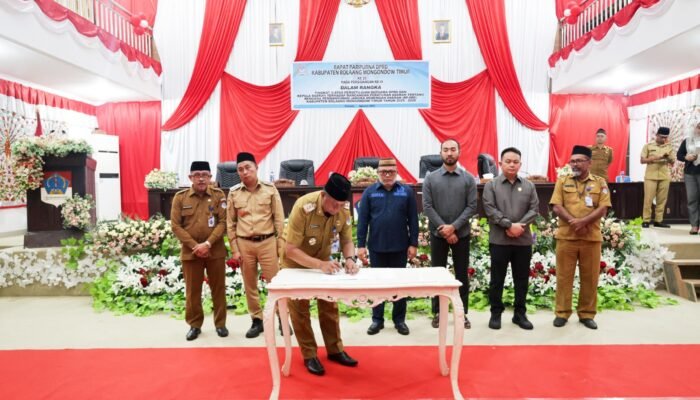 Pemkab dan Dekab Boltim Sepakat Tandatangani Ranperda RPJMD Tahun 2025-2029