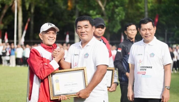 Bangun Semangat Olahraga, Gubernur Yulius Selvanus Pimpin Peringatan Haornas ke-XLII Tahun 2025