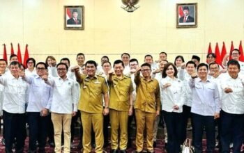 Gubernur Yulius Dorong Koperasi Aktif Berperan Membangun Pilar Ekonomi Rakyat