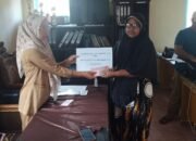 Pemdes Tombolikat Salurkan Dana BLT Bulan Agustus dan September 2025