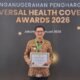 ‘Maksimalkan Layanan Kesehatan Yang Inklusif’, Bupati Joune Ganda Terima UHC Award 2026