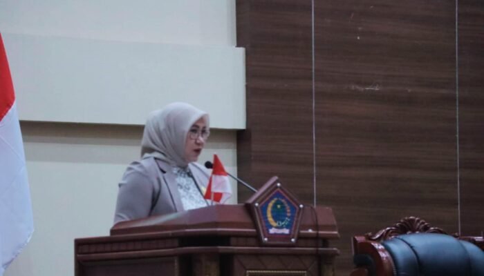 Paripurna Laporan Hasil Reses, Seska Budiman Serahkan 144 Aspirasi Anggota DPRD Sulut Dapil BMR