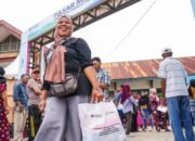 Pertamina Patra Niaga Regional Sulawesi Distribusikan 1.000 Paket Sembako Bersubsidi untuk Warga Kendari