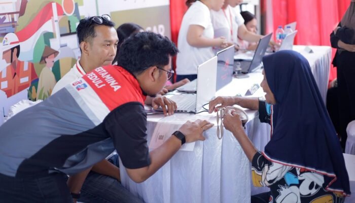Pertamina Patra Niaga Regional Sulawesi Salurkan 1.000 Paket Sembako untuk Masyarakat Pra Sejahtera di Kecamatan Maesa Bitung