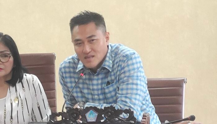 Wakil Ketua DPRD Sulut Royke Anter Kritisi Transparansi dan Serapan Anggaran Dinas PMD Sulut