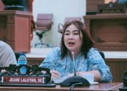 Singa Paripurna yang Tak Pernah Diam: Menelusuri Jejak Jeane Laluyan di Gedung Cengkeh