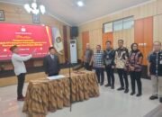 Jamal Rahman Iroth Resmi Dilantik Jadi Anggota KPU Boltim PAW Periode 2023-2028
