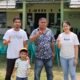 Wujudkan Pilkades Damai, Ketua APINDO Sangihe Arthur T. Lomboh Gunakan Hak Pilih Bersama Istri di Kampung Lesabe